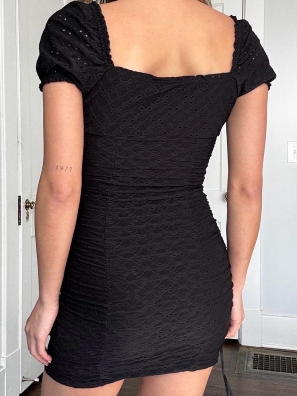 H&M Divided Black Eyelet Ruched Mini Dress - Picture 3 of 6